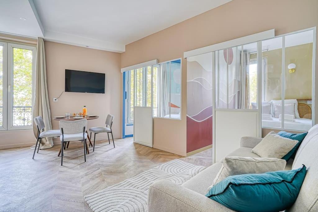 Appartement Colore Wagram - II Paris Luaran gambar